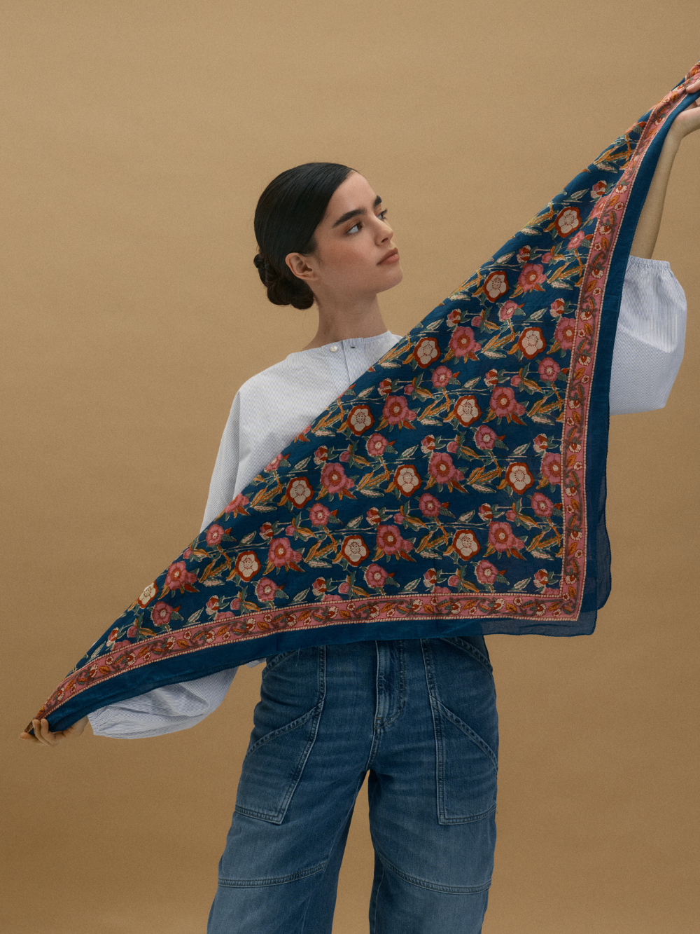 Pañuelo Grande Jardín De Jaipur